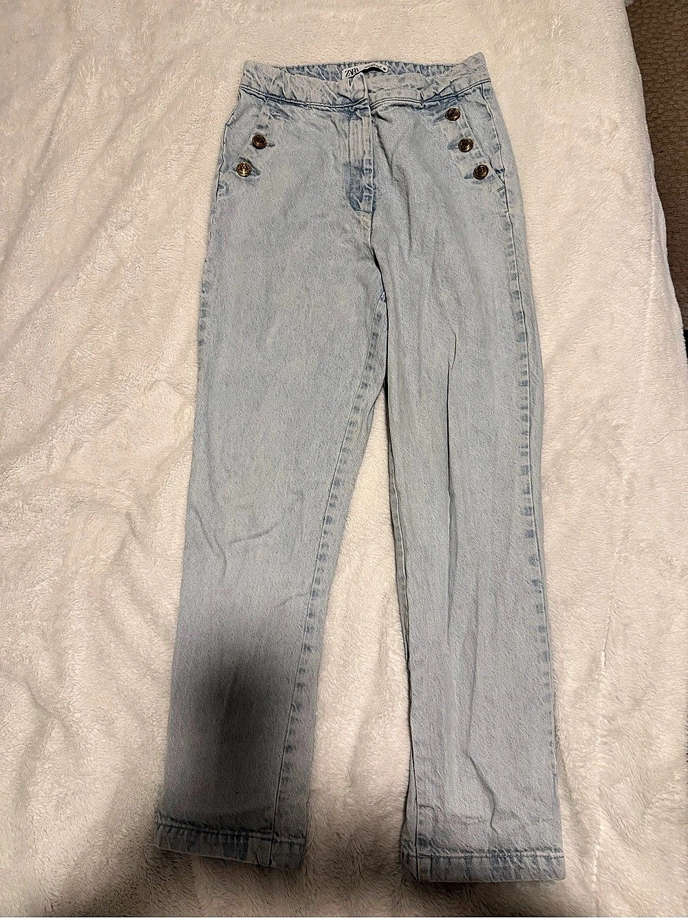 Zara High-Waisted Sailor Button Jeans. Size medium